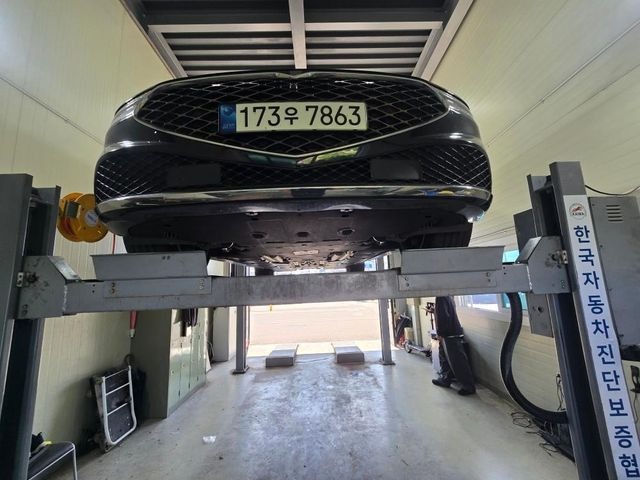 Genesis G90 2022 — inspection photo 1