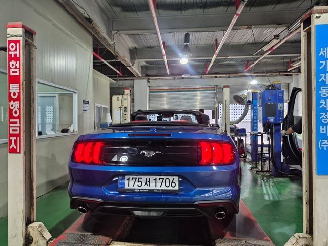 Ford Mustang 2023 — inspection photo 2
