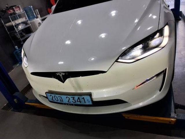Tesla Model X 2024 — inspection photo 1