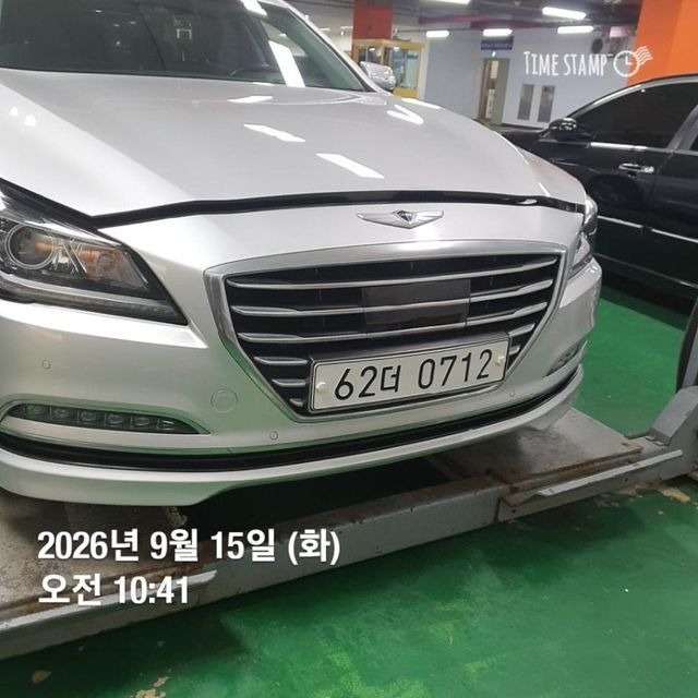 Hyundai Genesis 2016 — inspection photo 1