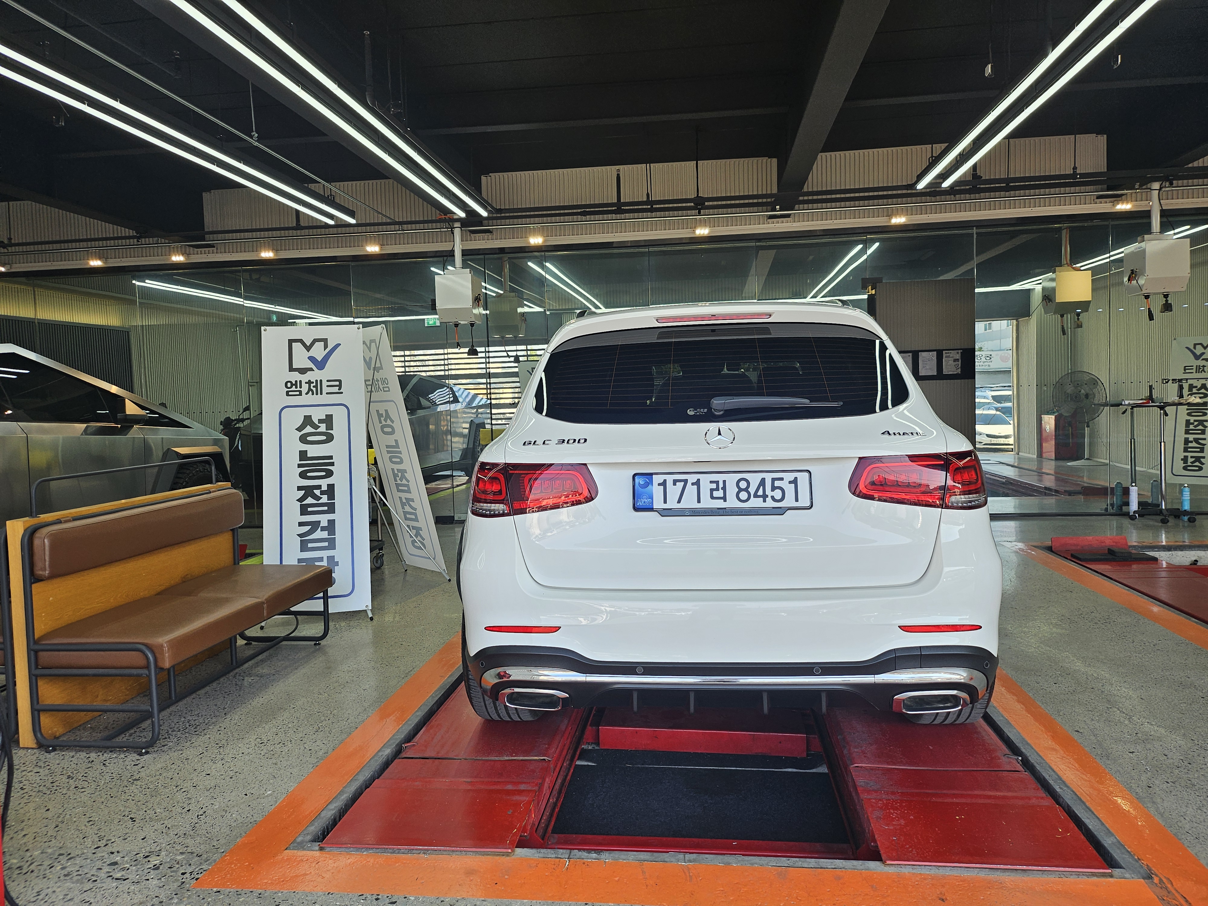 Mercedes-Benz GLC-Class 2022 — inspection photo 2