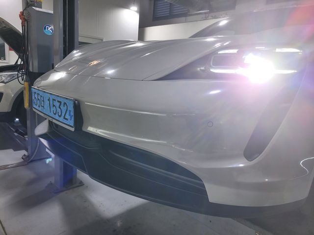 Porsche Taycan 2022 — inspection photo 1