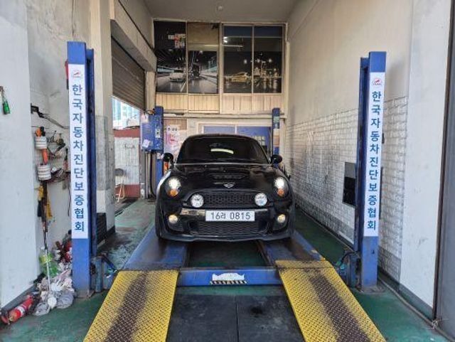 Mini Coupe 2012 — inspection photo 1