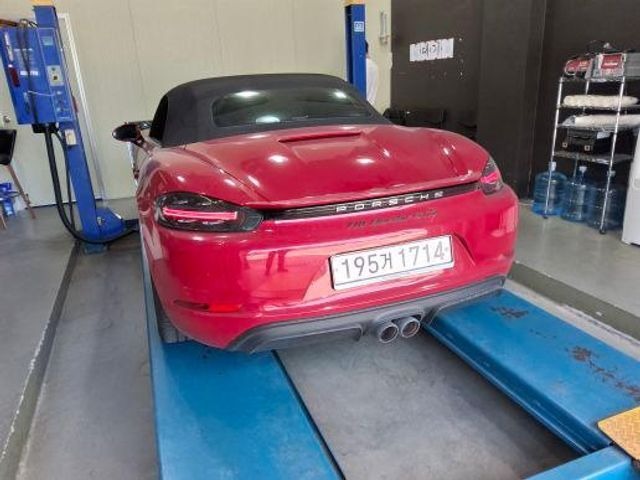 Porsche 718 2018 — inspection photo 2