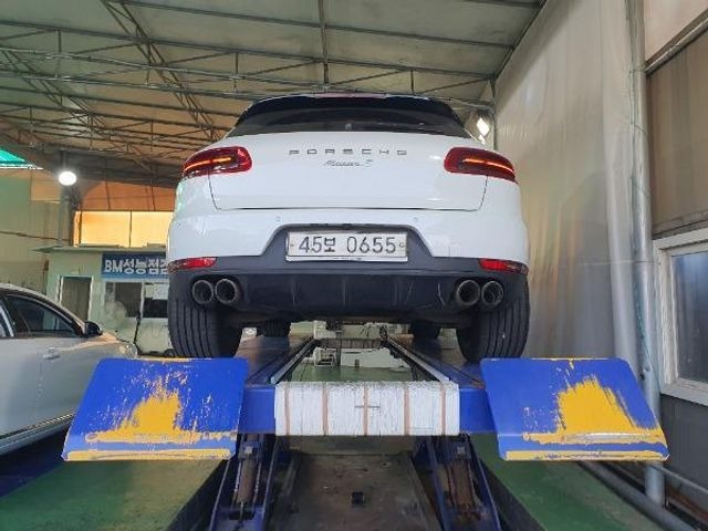 Porsche Macan 2017 — inspection photo 2