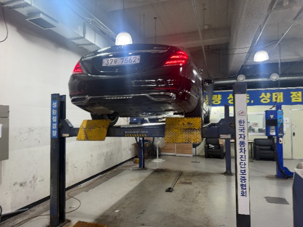 Mercedes-Benz S-Class 2018 — inspection photo 2