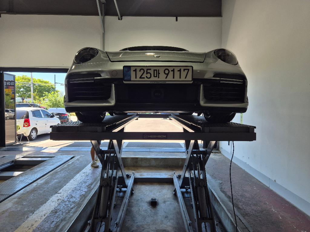 Porsche 911 2023 — inspection photo 1