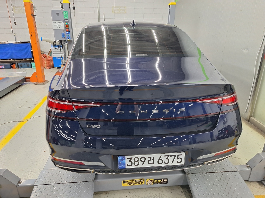 Genesis G90 2023 — inspection photo 2