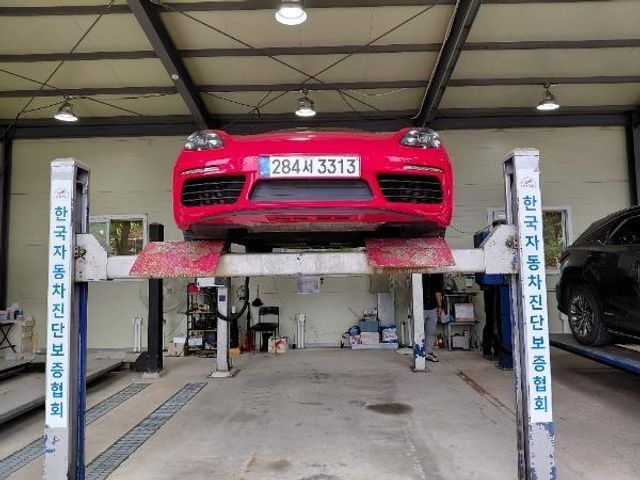 Porsche 718 2018 — inspection photo 1