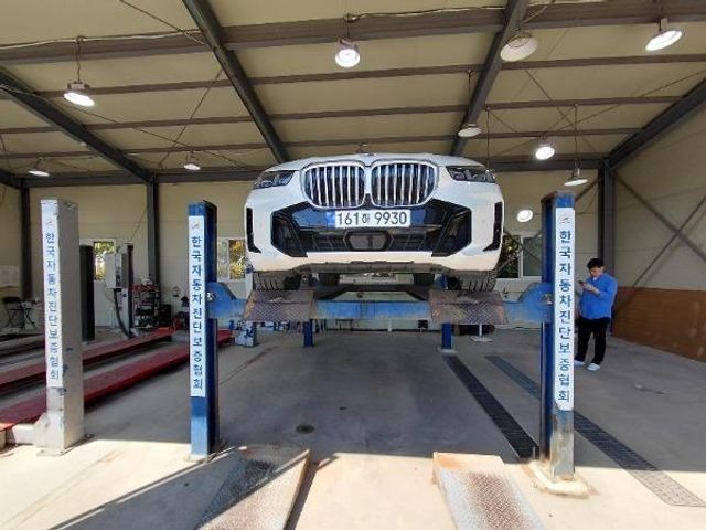 BMW X5 2026 — inspection photo 1