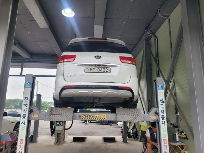 Kia Canival 2017 — inspection photo 2