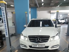 Mercedes-Benz E-Class 2012 — inspection photo 1