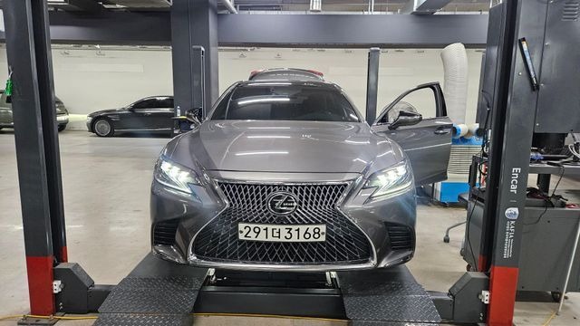 Lexus LS 2020 — inspection photo 1