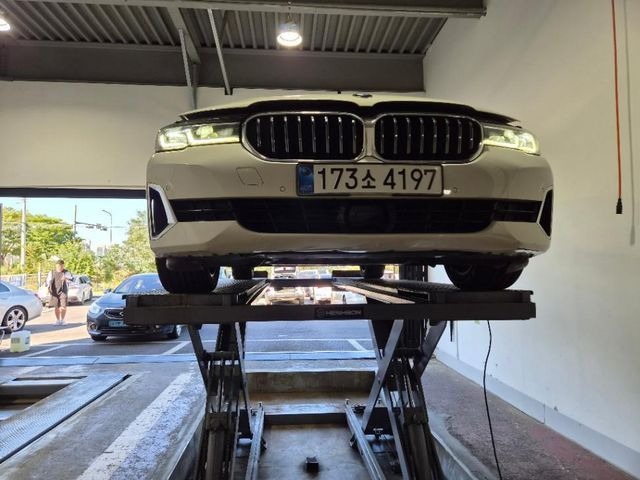 BMW 5-Series 2021 — inspection photo 1