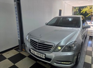 Mercedes-Benz E-Class 2012 — inspection photo 1