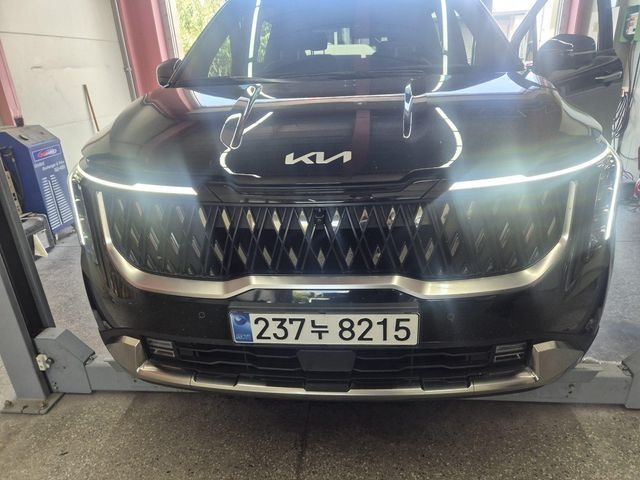 Kia Canival 2025 — inspection photo 1