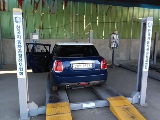Mini Cooper 2015 — inspection photo 2