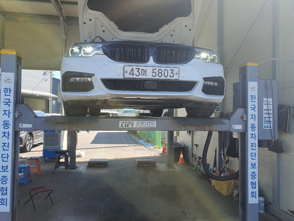 BMW 5-Series 2018 — inspection photo 1