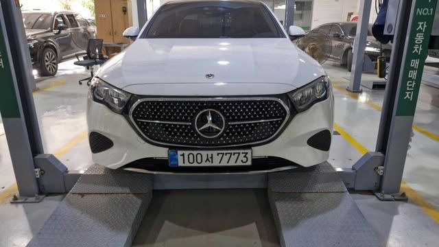Mercedes-Benz E-Class 2025 — inspection photo 1