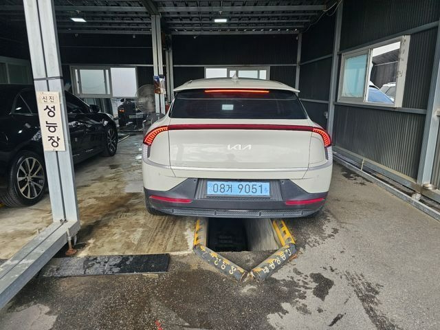 Kia EV6 2023 — inspection photo 2