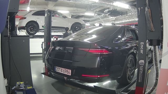 Genesis G90 2025 — inspection photo 2