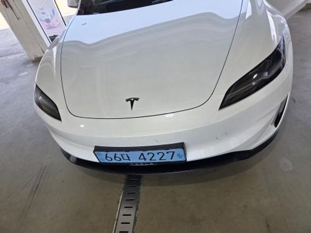 Tesla Model 3 2026 — inspection photo 1