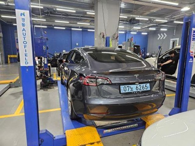 Tesla Model 3 2022 — inspection photo 2