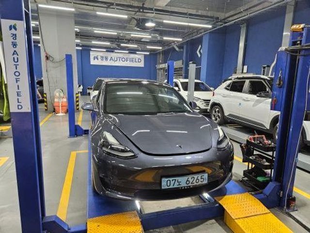 Tesla Model 3 2022 — inspection photo 1