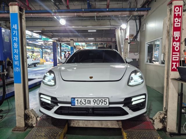 Porsche Panamera 2021 — inspection photo 1