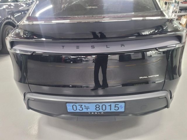 Tesla Model Y 2025 — inspection photo 2