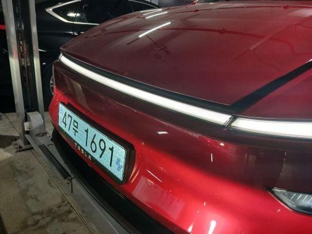 Tesla Model Y 2025 — inspection photo 1