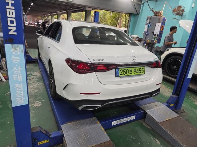 Mercedes-Benz E-Class 2026 — inspection photo 2