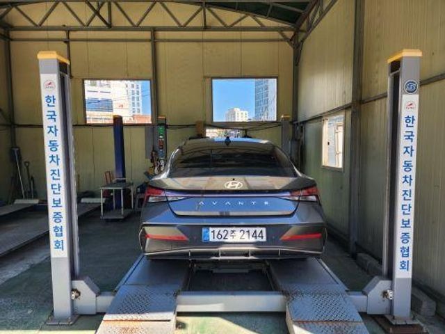 Hyundai AVANTE 2025 — inspection photo 2
