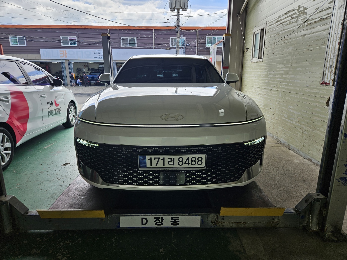 Hyundai Grandeur 2027 — inspection photo 1