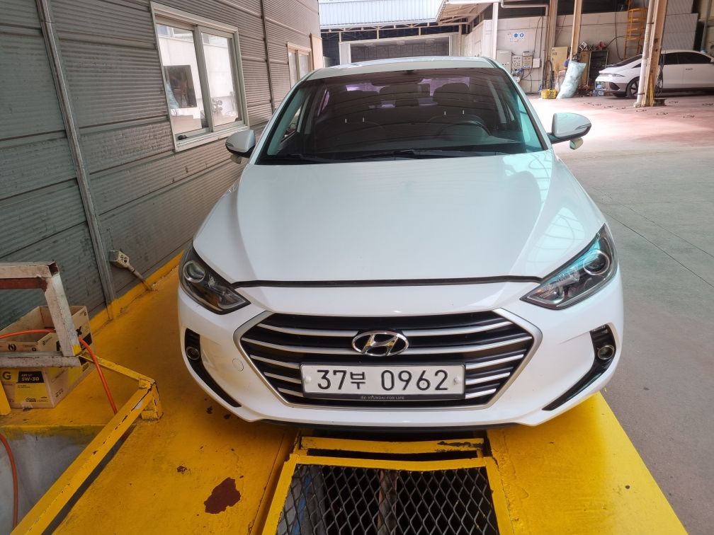 Hyundai AVANTE 2016 — inspection photo 1
