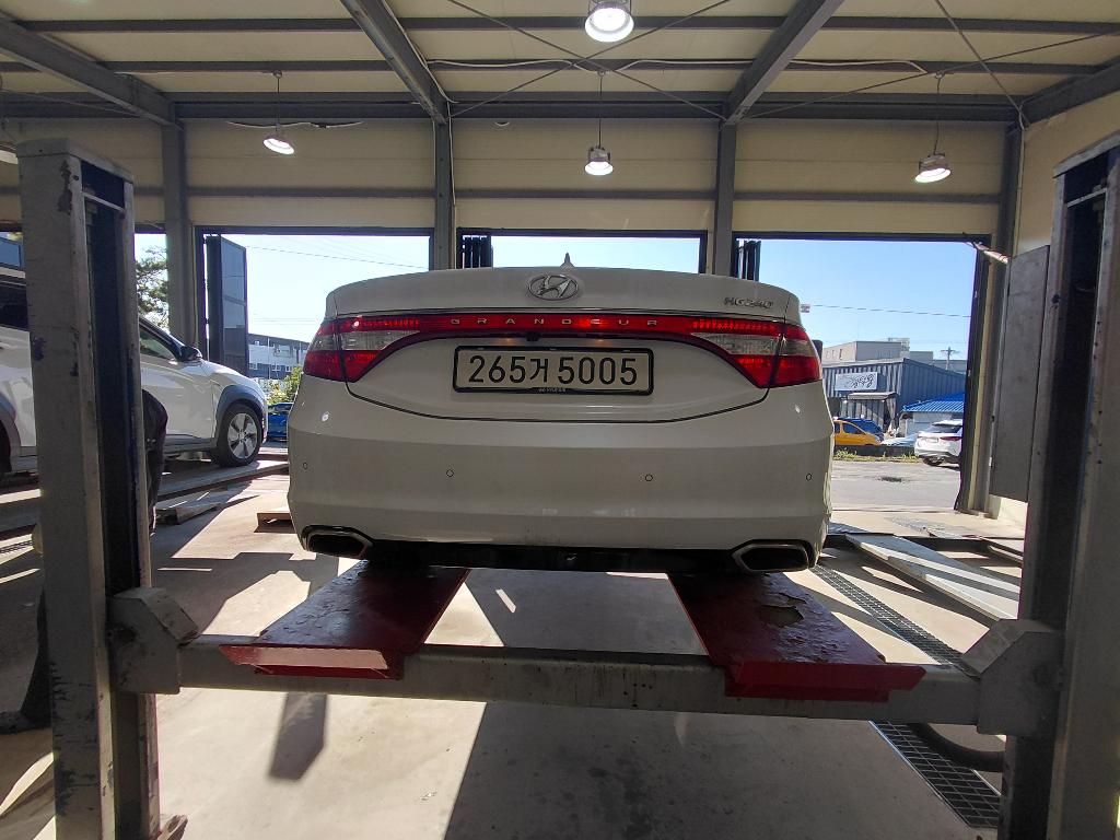 Hyundai Grandeur 2016 — inspection photo 2