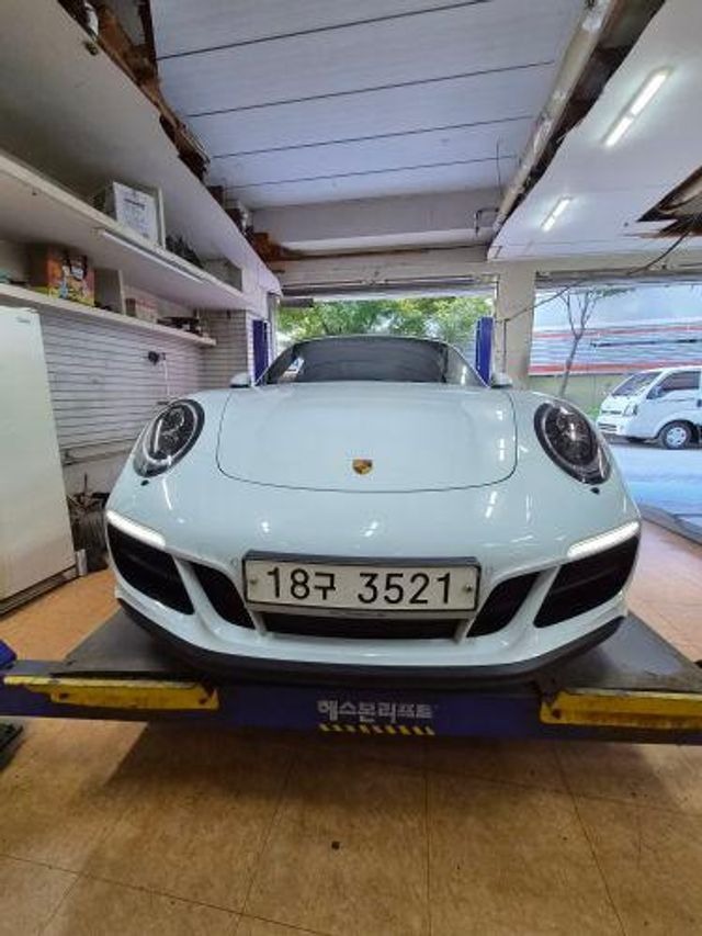 Porsche 911 2019 — inspection photo 1