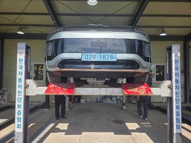Hyundai Ioniq9 2025 — inspection photo 1