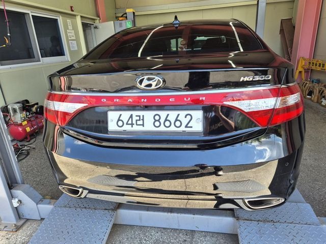 Hyundai Grandeur 2012 — inspection photo 2
