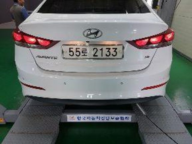 Hyundai AVANTE 2018 — inspection photo 2