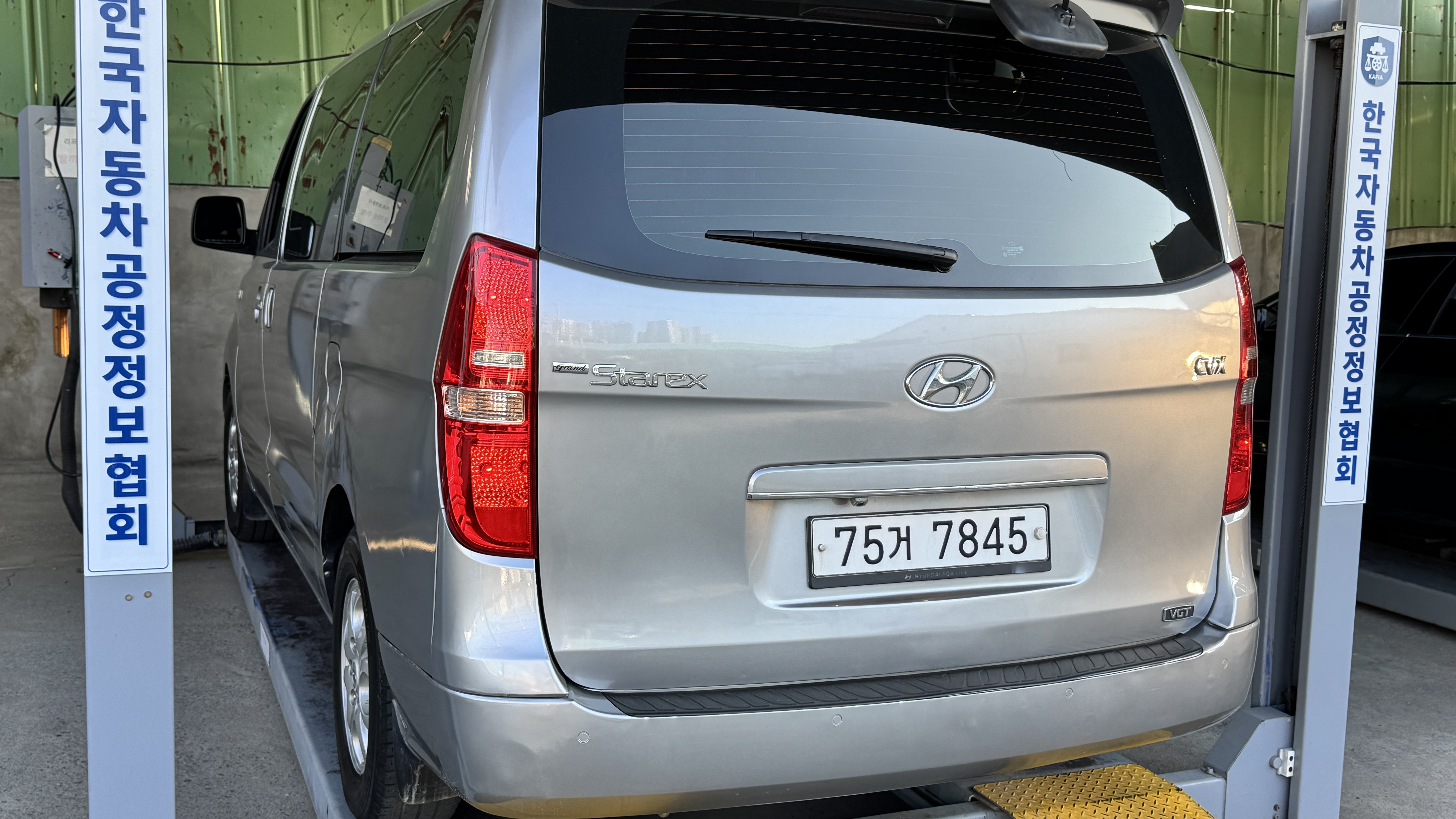 Hyundai Starex 2012 — inspection photo 2