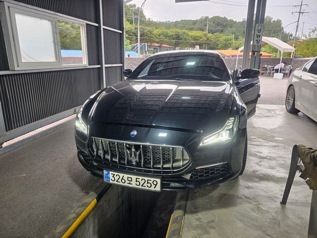Maserati Quattroporte 2018 — inspection photo 1