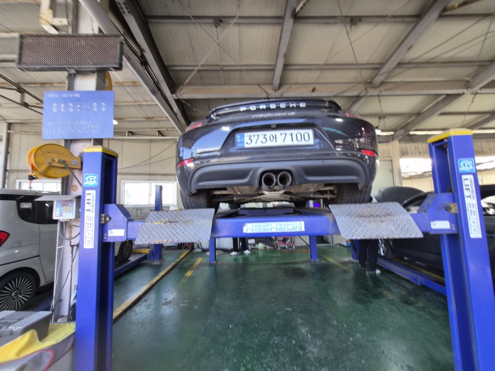 Porsche 718 2017 — inspection photo 2
