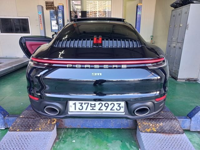 Porsche 911 2020 — inspection photo 2