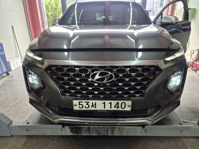 Hyundai Santafe 2019 — inspection photo 1