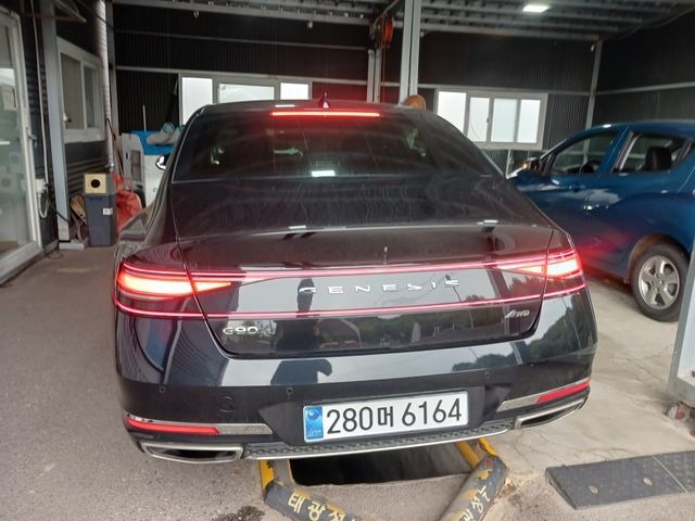 Genesis G90 2022 — inspection photo 2