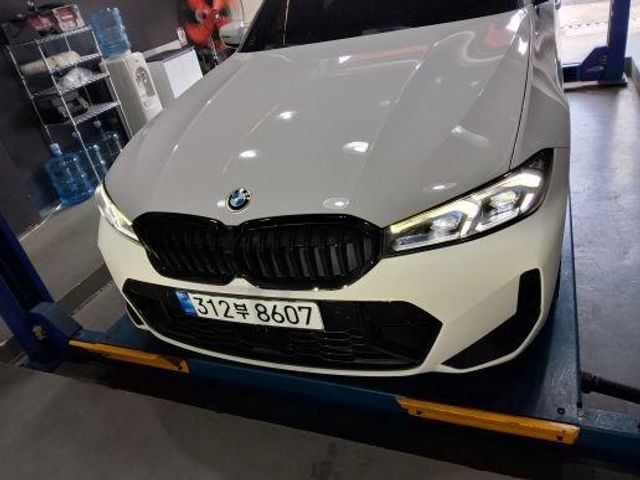 BMW 3-Series 2023 — inspection photo 1