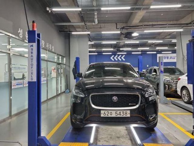 Jaguar E-PACE 2018 — inspection photo 1