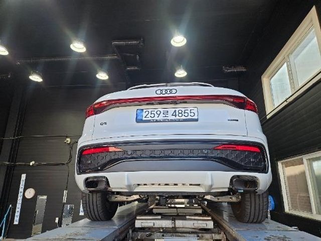 Audi Q5 2025 — inspection photo 2
