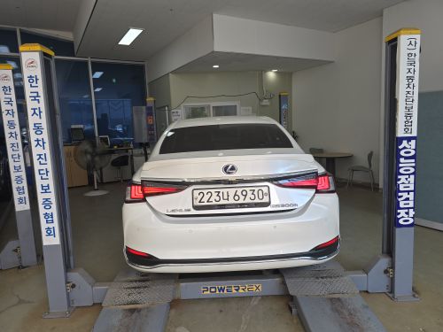 Lexus ES 2022 — inspection photo 2